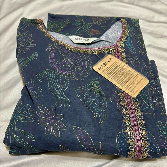 Maria. B. Winter Dress - Picture 9 of 11